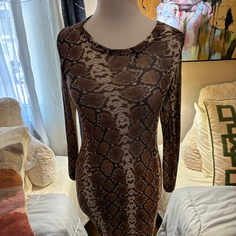 Bcbgmaxazaria dress size m